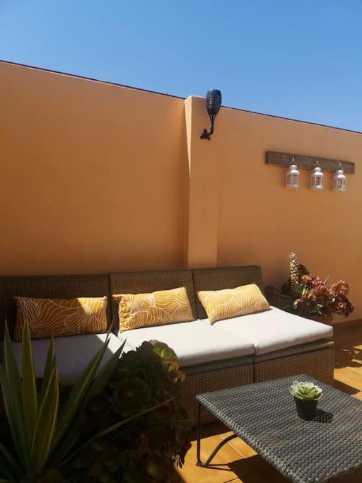 内尔哈Atico Fresco Y Luminoso Con Aparcamiento Privado公寓 外观 照片